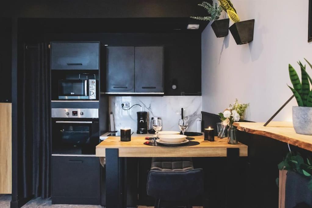 Love Room, La Douce Angevine Angers Ngoại thất bức ảnh